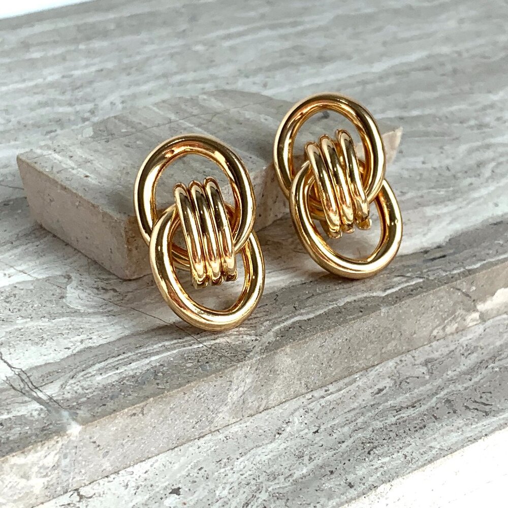 NEW~ Anthropologie Interlocking Gold Rings Post Earrings